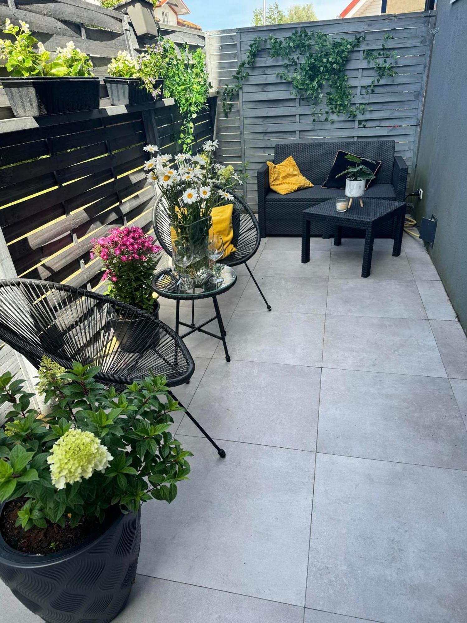 Kolorowe Apartamenty W Mielnie! 350M Od Plazy - 100M Od Jeziora! Mielno  Dış mekan fotoğraf